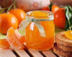 Рецепты варенья из целых мандаринов, дольками, половинками, с апельсинами, лимонами, яблоками, имбирем, бананами, орехами, коньяком. Как сварить мандариновое варенье в мультиварке?