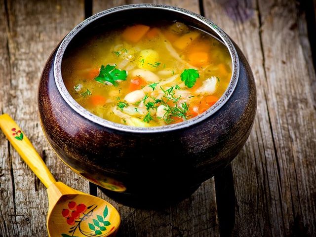 Щи из свежей капусты: пошаговый рецепт. Как приготовить вкусные щи из свежей капусты с мясом, рыбными консервами, постные, грибные, вегетарианские, диетические?
