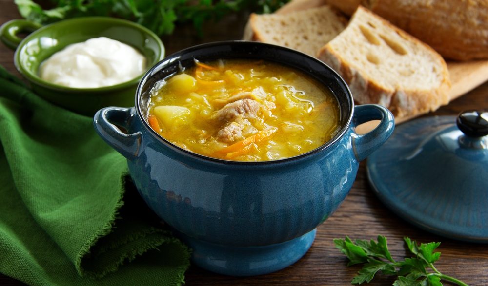 Как приготовить вкусные вегетарианские щи из свежей капусты?