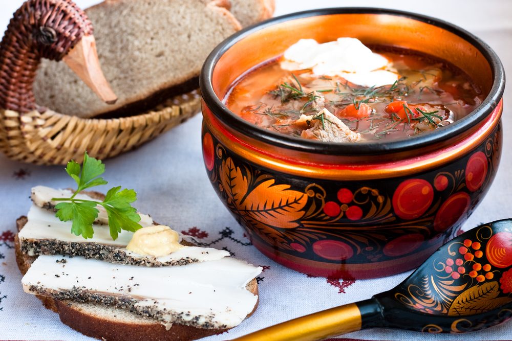 Как приготовить вкусные диетические щи из свежей капусты без пережарки?