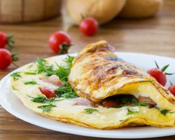 Как приготовить японский рисовый омлет Тамаго? Рецепт вкусного омлета на завтрак по-баварски, по-французски, по-каталонски, по-средиземноморски, по-индийски, по-тайски, по-армянски с фото