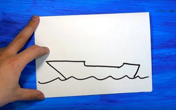 Делим лист на две половины и в нижней части рисуем корпус корабля