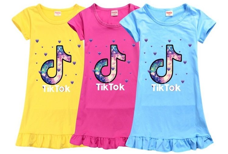 Платья с принтом tik tok