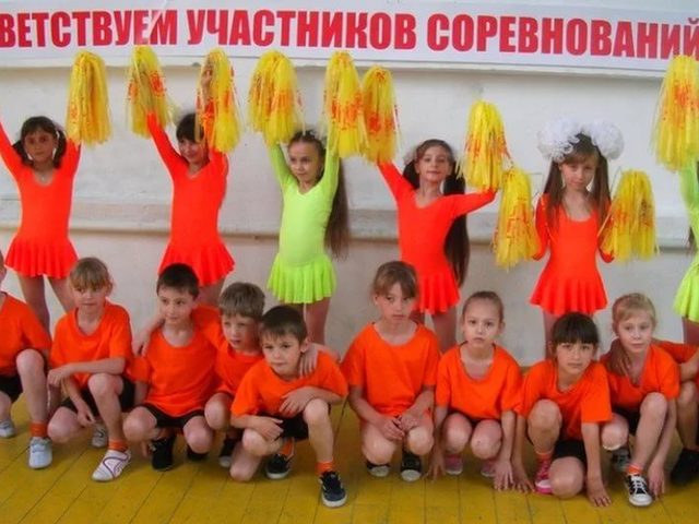 Школьные речевки, названия команд и девизы на спортивную, патриотическую, военную, морскую тему, тему здоровья, здорового образа жизни, экологии, природы для соревнований, праздников, лагеря