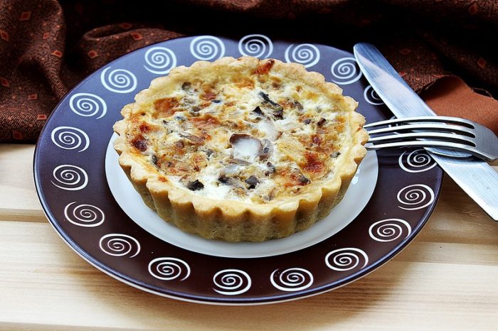 Каша с грибным соусом