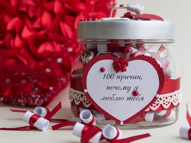 100 причин и 101 причина, почему я люблю тебя: список, шаблон девушке, жене, любимой. Как сделать и оформить 100 причин тебя любить своими руками на День рождения: идеи для девушки, жены, любимой