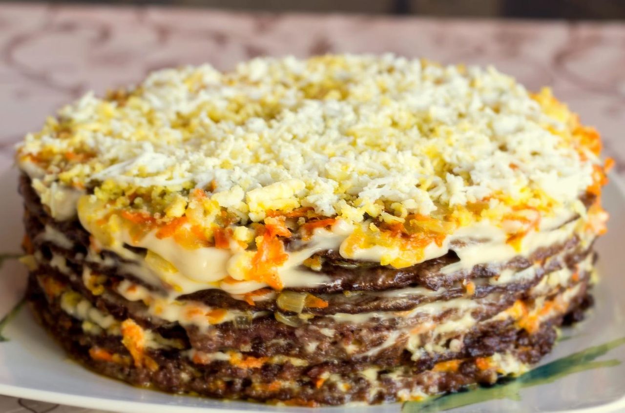 Классический рецепт торта из куриной печени на молоке: рецепт слоями с фото