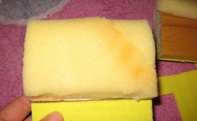 Как сшить кукольный мягкий диван своими руками из подручных материалов: шаг12