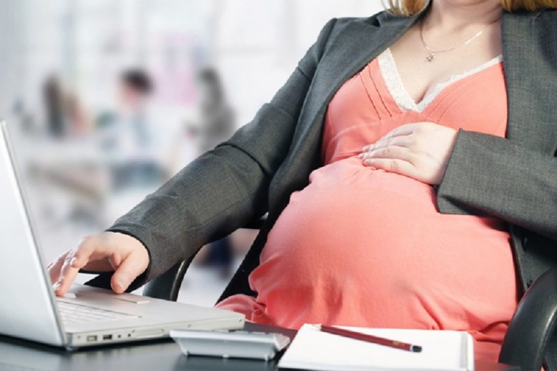 Декретный отпуск сотрудницы всегда является проблемой для работодателя