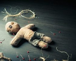 Как сделать куколку Вуду из бумаги, веток, фетра: советы по изготовлению. Кем и для чего была придумана куколка Вуду? Отличие куклы Вуду от куклы Вольта
