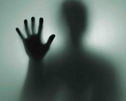 Сонник – умершие родственники: к чему видеть во сне умерших отца, мать, жену, мужа, бабушку, дедушку, детей как живых и что они умирают? К чему снится во сне обнимать, целовать, ругаться, разговаривать, кормить, хоронить, подарок от уже умершего родственника?