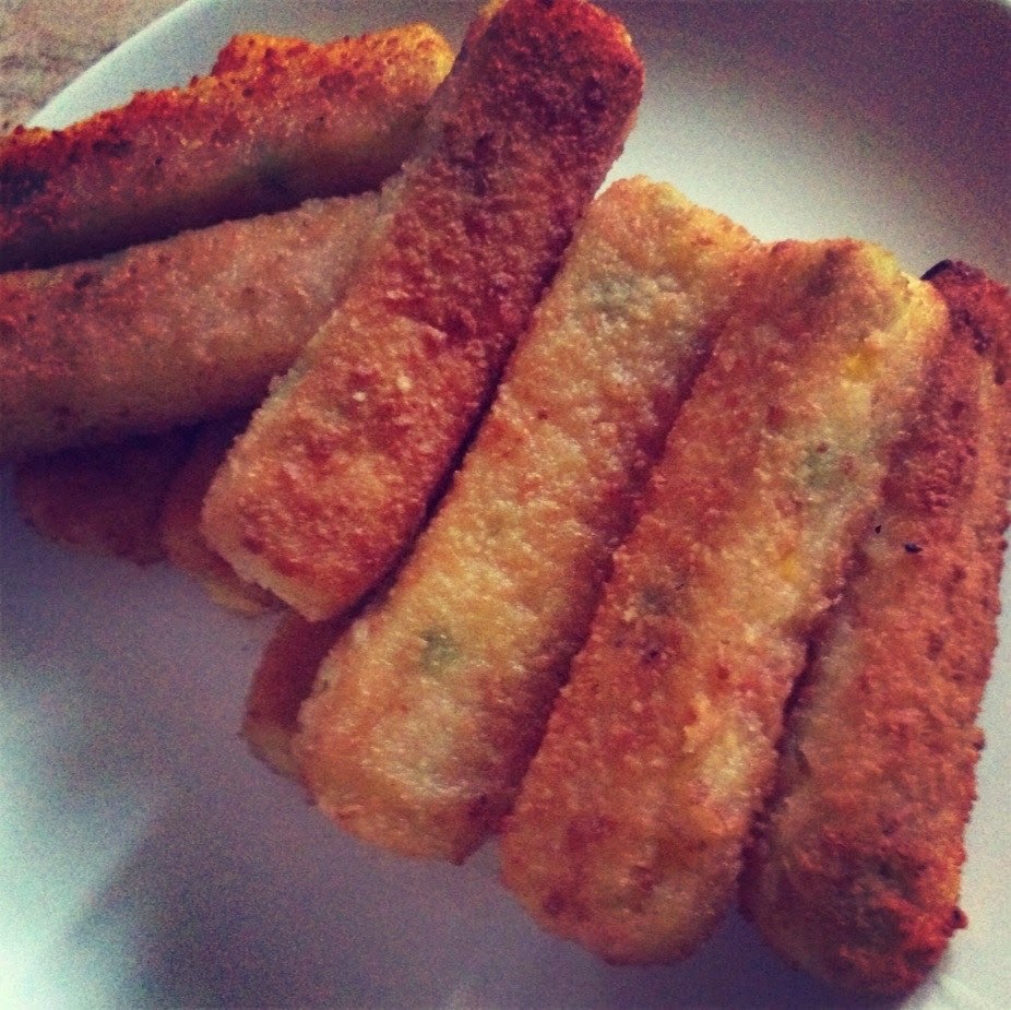 Такие наггетсы получаются очень вкусными. есть их можно даже в некоторые дни поста