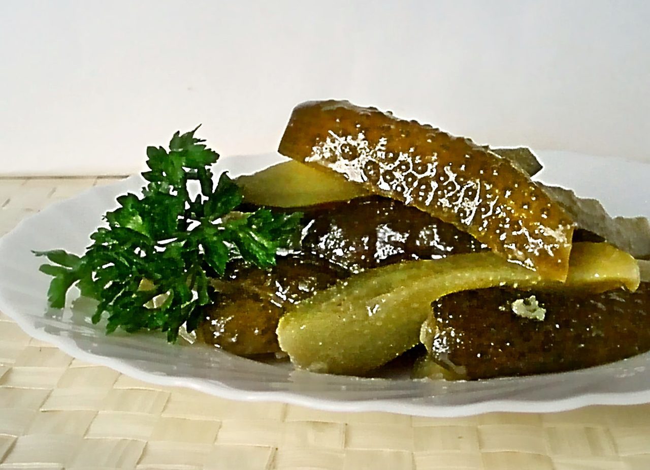 Огурцы маринованные
