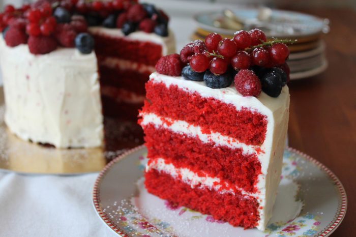 С голубикой, малиной и смородиной