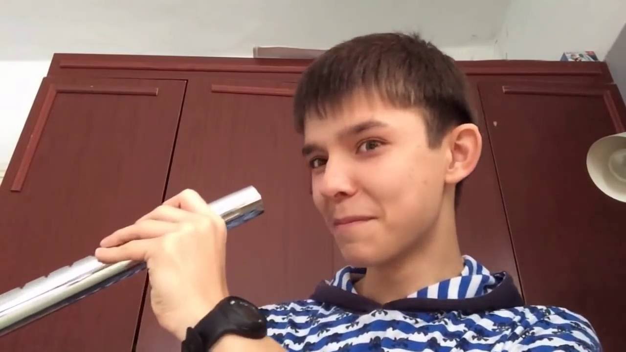 Что будет, если поднести к глазу пылесос?
