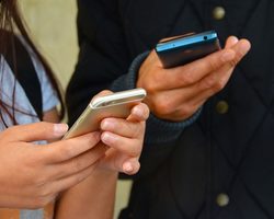 Как ненавязчиво напроситься в гости к парню, мужчине, другу? Стоит ли напрашиваться к парню в гости?