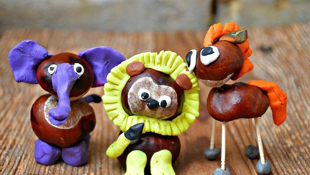 Чебурашка из каштанов