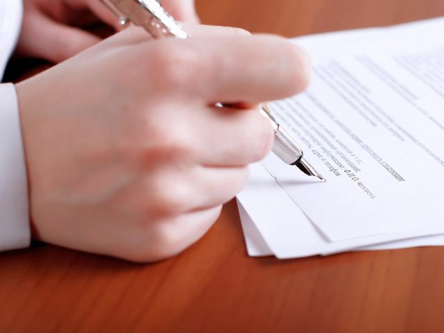 Как правильно пишется слово: «непонятно» или «не понятно», слитно или раздельно?