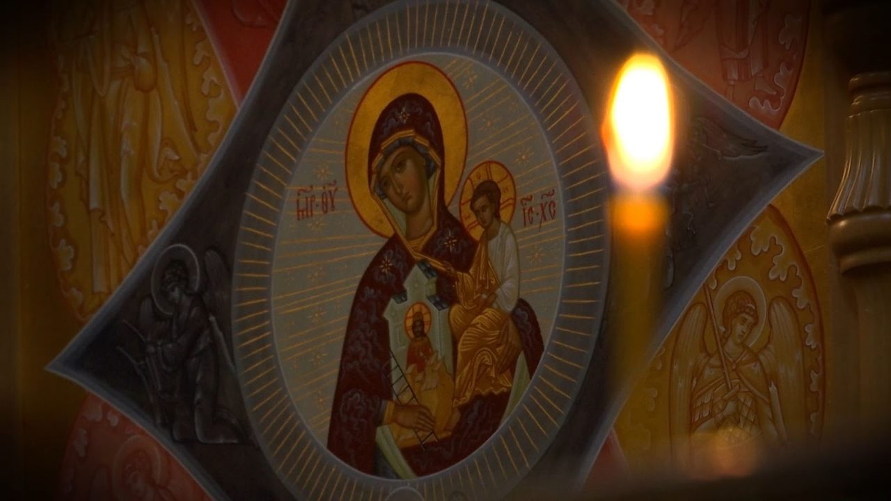 Находится в нескольких храмах
