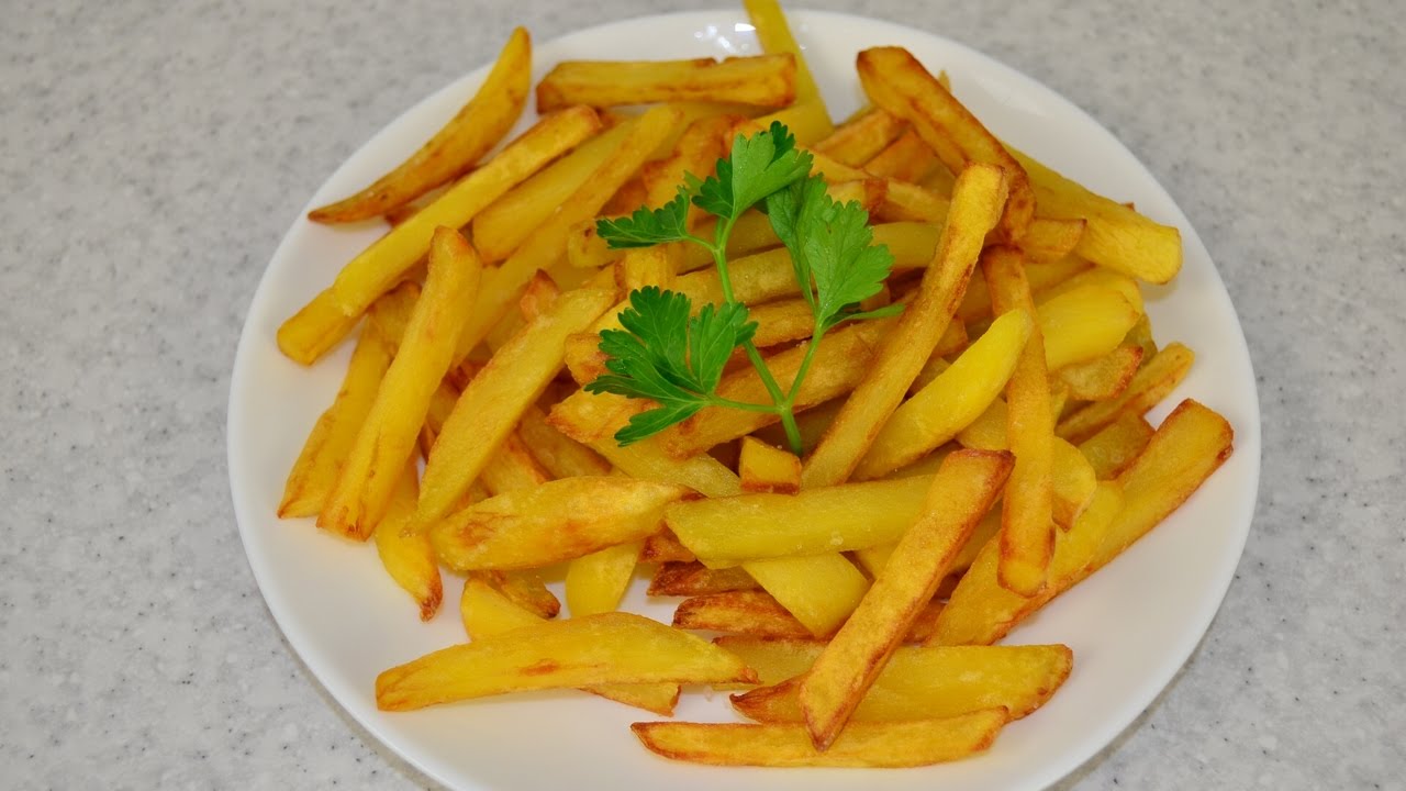 Как вкусно пожарить замороженную картошку фри хрустящей с золотистой корочкой на сковороде?