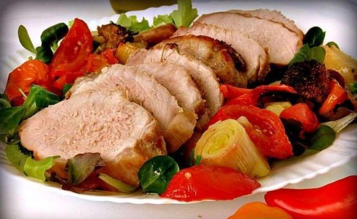 Шейка с овощами
