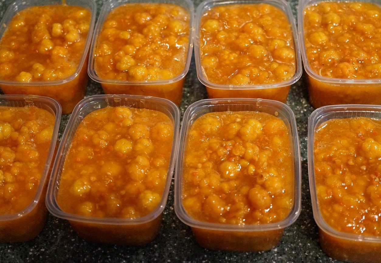 Морошка с сахаром