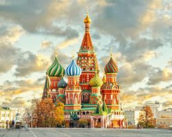 ТОП-10 городов России, куда стоит съездить осенью и зимой: список, обзор. Куда недорого съездить отдохнуть в России с ребенком, всей семьей на осенние и зимние каникулы, новогодние праздники, на 3 дня?