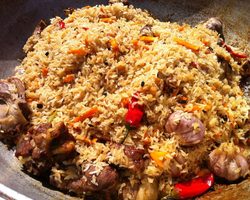 Какой нужен рис для плова? Лучший, правильный рис для плова: список с названиями, маркой. Как правильно подготовить рис для плова, чтобы плов не слипался и был рассыпчатым? Нужно ли и как замачивать рис для плова?