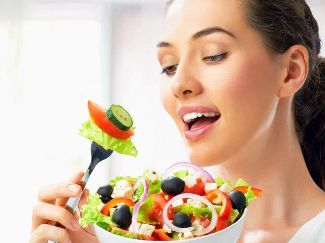 Продукты, понижающие и повышающие кислотность желудка: таблица. Диета при повышенной и пониженной кислотности желудка: меню