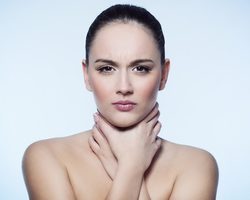 Рассасывающие таблетки от боли в горле и кашля для взрослых и детей, при беременности и грудном вскармливании: список, применение. Какие рассасывающие таблетки от горла лучше применять при ангине, потере голоса, фарингите, ларингите, от кашля, тонзиллита?