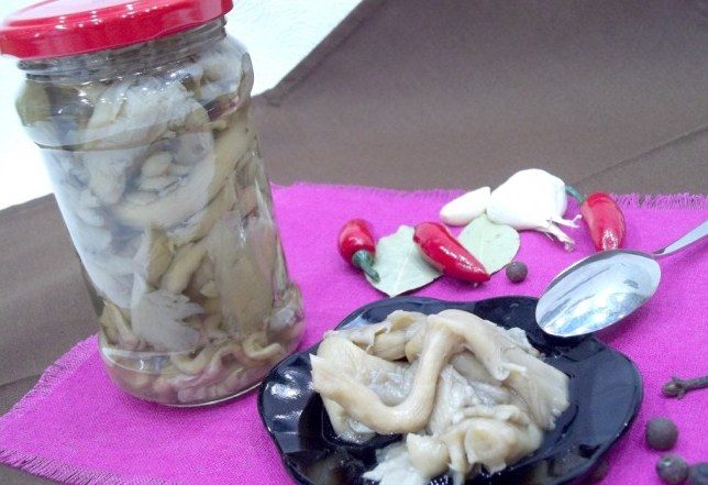 Маринованные грибы