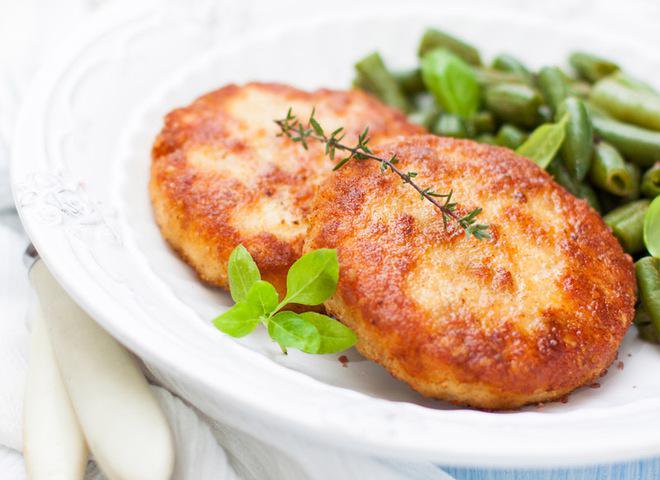 Котлеты с вкуснейшим сочетанием грибов, мяса и сыра