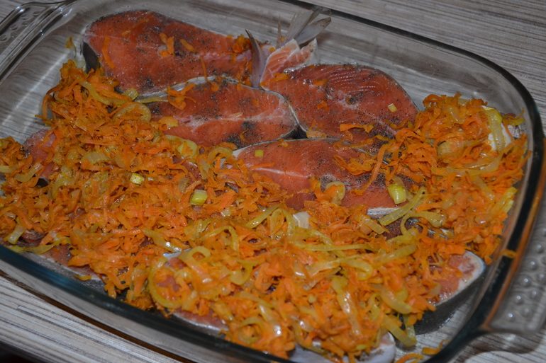 Рыбно-овощное блюдо