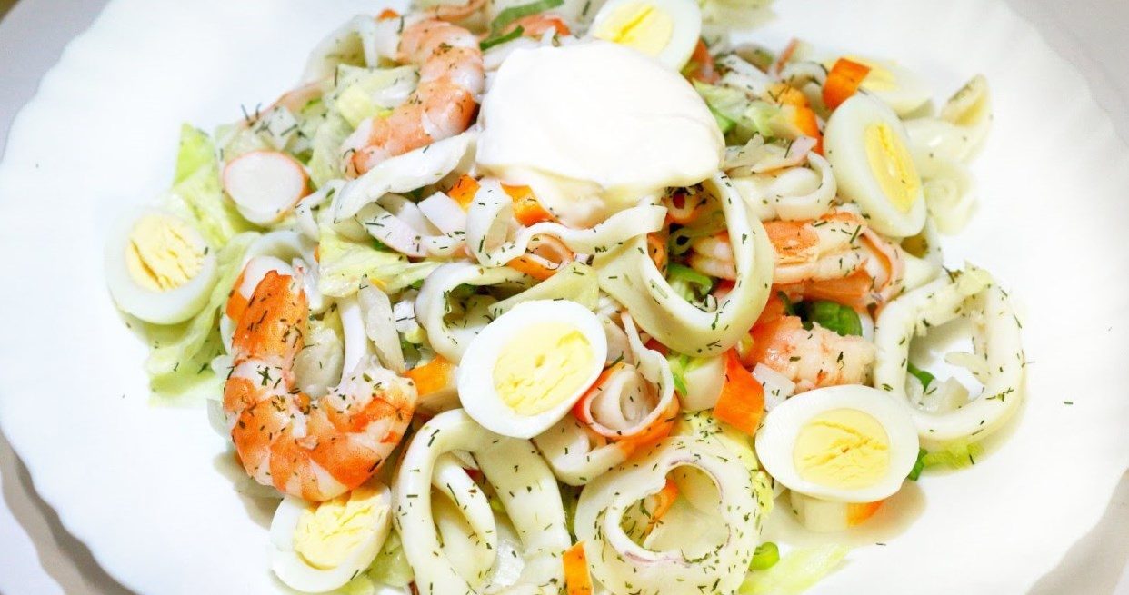 Салат с морскими компонентами