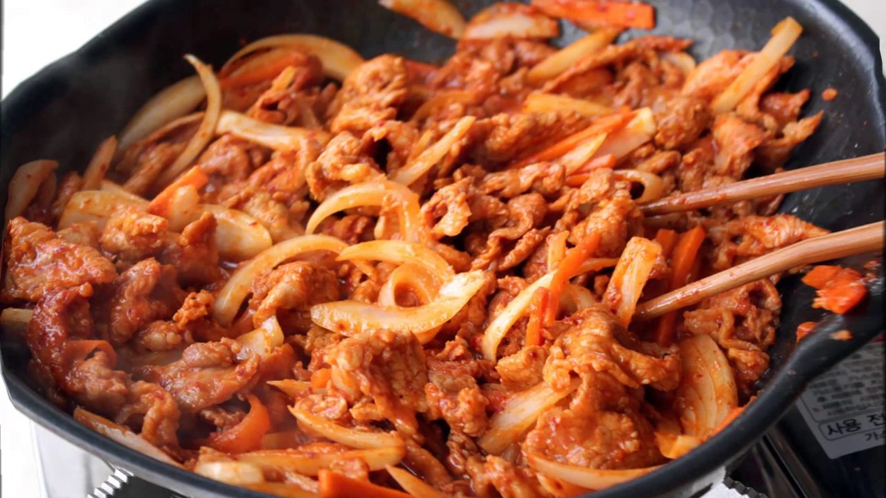 Мясо с луком