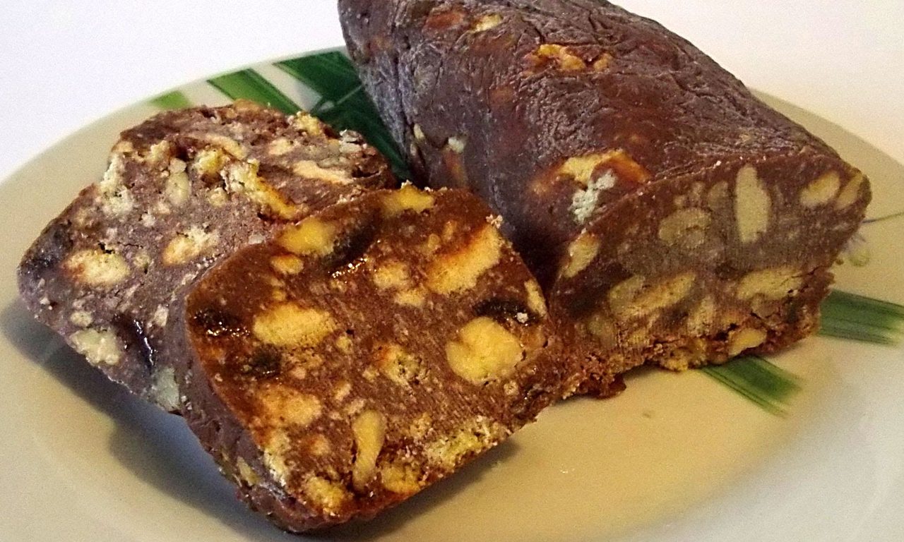 Колбаски с изюмом