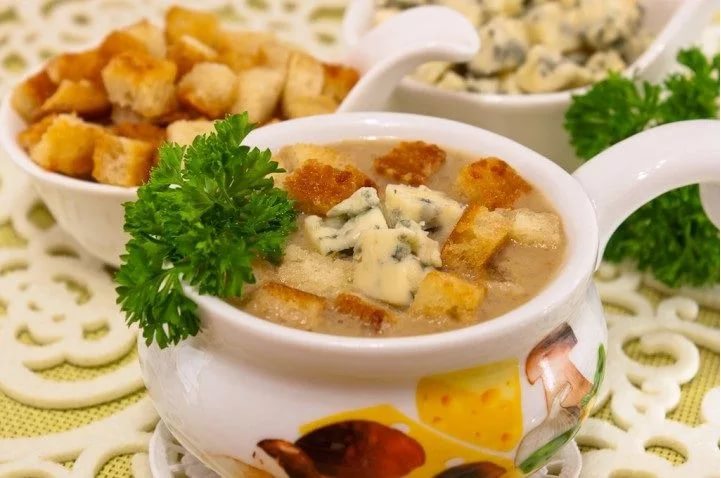 С сухариками