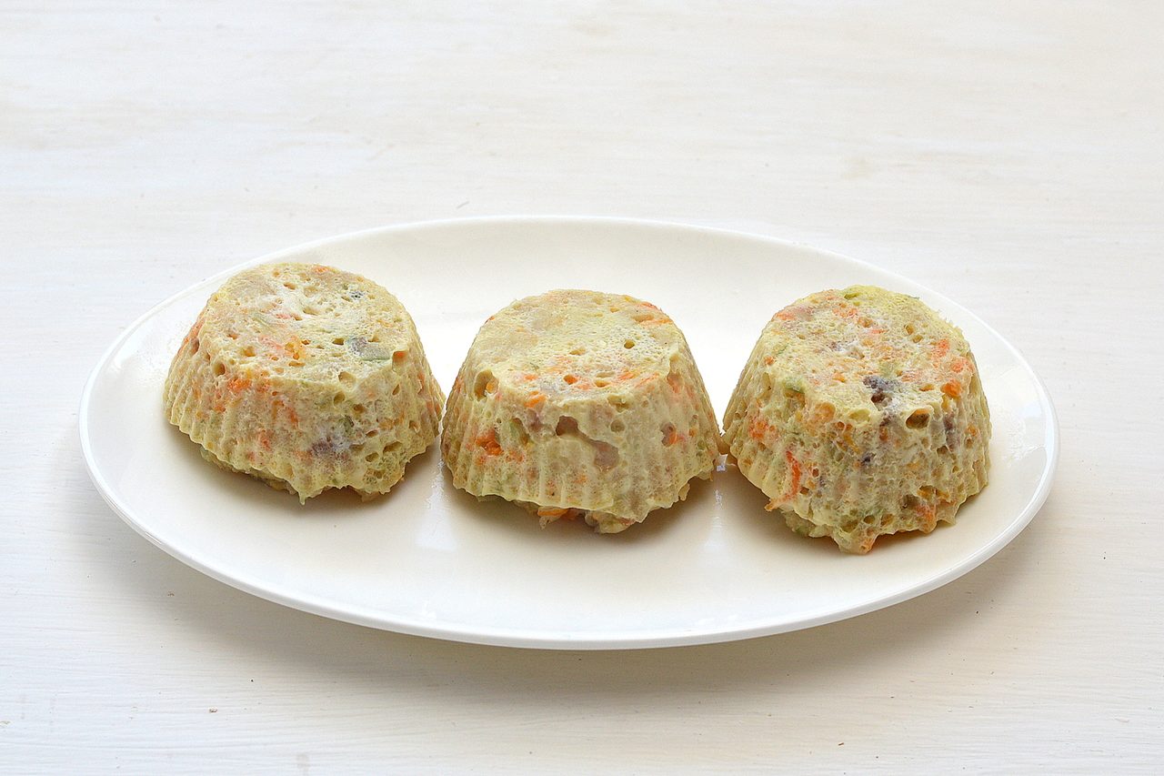 Как вкусно приготовить сочные куриные котлеты на пару с сыром: рецепт