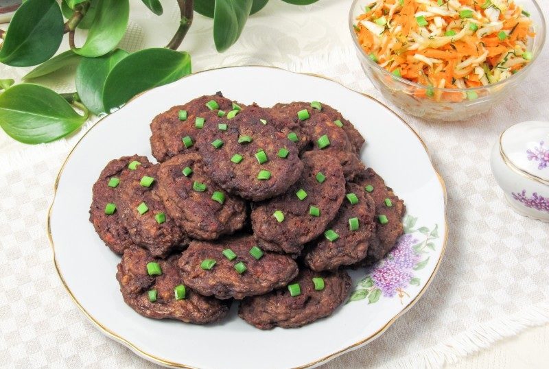 Фарш на основе говяжьей печени и толченой картошки