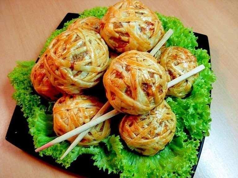 Мясные клубочки к новому году