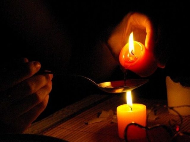 Народные шепотки на все случаи жизни: лучшая подборка. Денежные, любовные, полезные шепотки на здоровье, исполнение желаний, каждый день недели, от одиночества, врагов на работе, для защиты себя и своего дома, на все случаи жизни: слова, читать