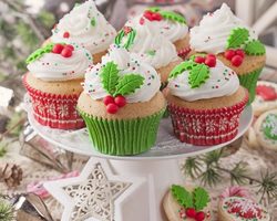 Самые вкусные вкусняшки на Новый 2025-2026 год с рецептами и фото: описание. Как приготовить самые вкусные новогодние вкусняшки в домашних условиях: лучшие рецепты