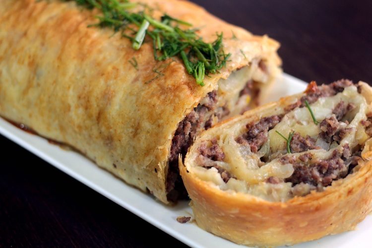 Мясной штрудель