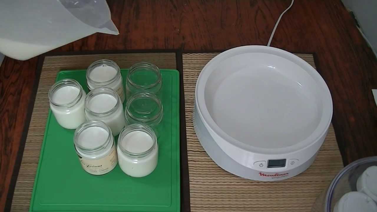 Баночки, в которые разливаются заготовки для йогурта, не нужно накрывать крышками