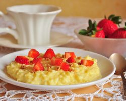 Каша «Дружба» на молоке и на воде: рецепт в духовке, мультиварке, плите. Как приготовить самую вкусную кашу «Дружба», как в детском саду, на молоке, с тыквой, гречкой, рисом, кукурузой: рецепт, соотношение крупы и молока. Как правильно сварить кашу «Дружба» рассыпчатую, вязкую, жидкую?