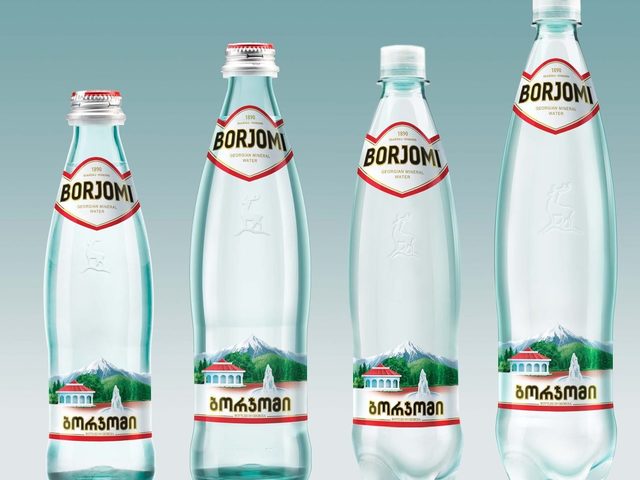 Как правильно звучит поговорка, фраза «Поздно пить боржоми, когда почки отказали» и каково ее значение?