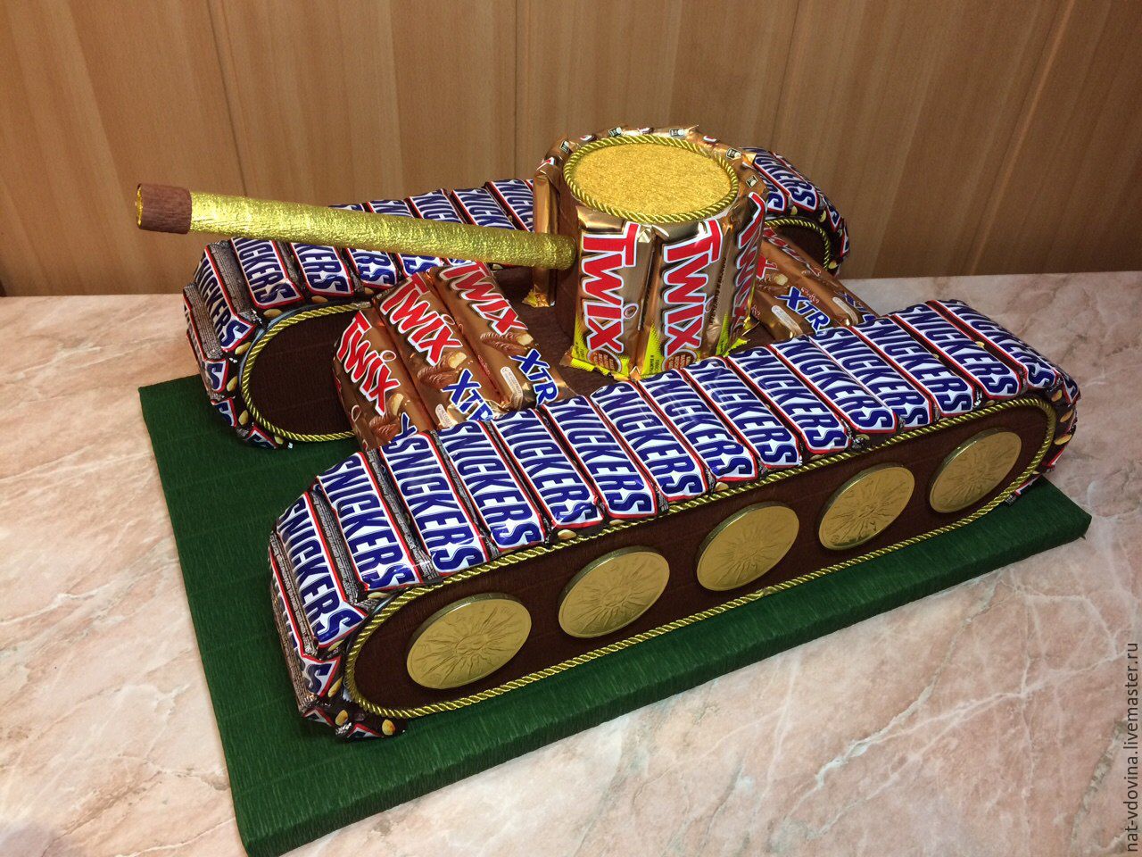 Сладкий подарок