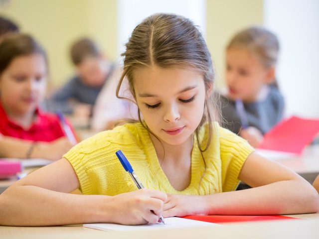 Как быстро научить ребенка грамотно писать диктанты: 5 секретов грамотного письма. Что нужно делать, чтобы ребенок грамотно писал без ошибок: рекомендации опытного педагога