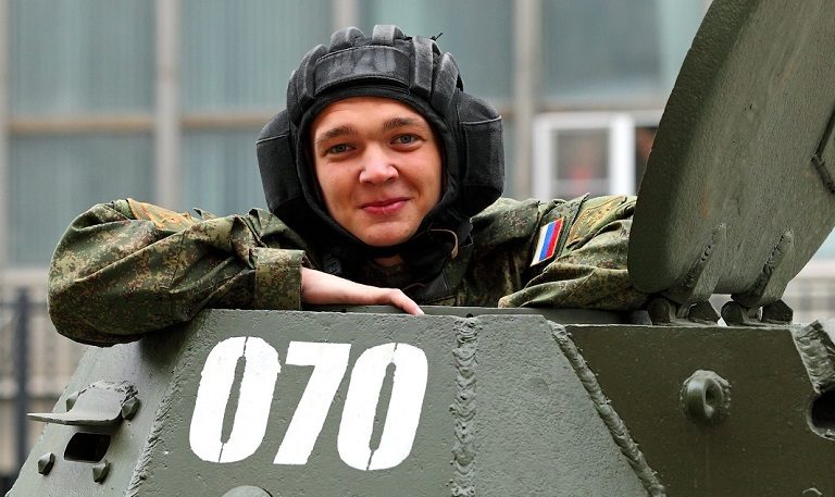 Танкист - защитник родины