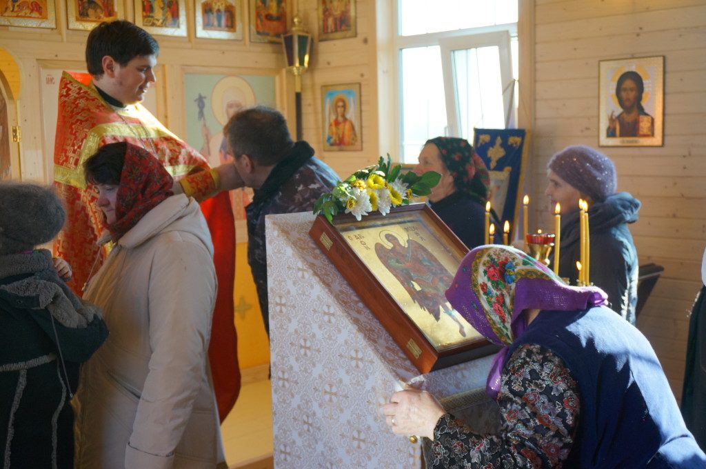 Служба в церкви на михаила архангела